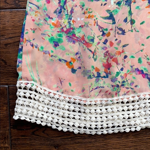 Collective Concepts floral crochet racer back tank - Picture 5 of 8